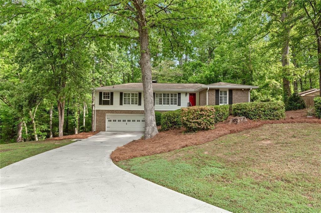 Property Photo: 2488 Fontainebleau Drive GA 30360