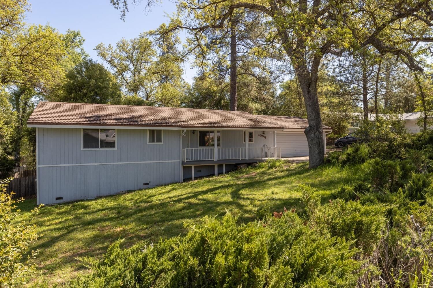 Property Photo:  40911 Goldside Drive  CA 93644 