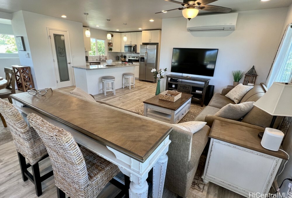 Property Photo: 451 Lanae Way HI 96734