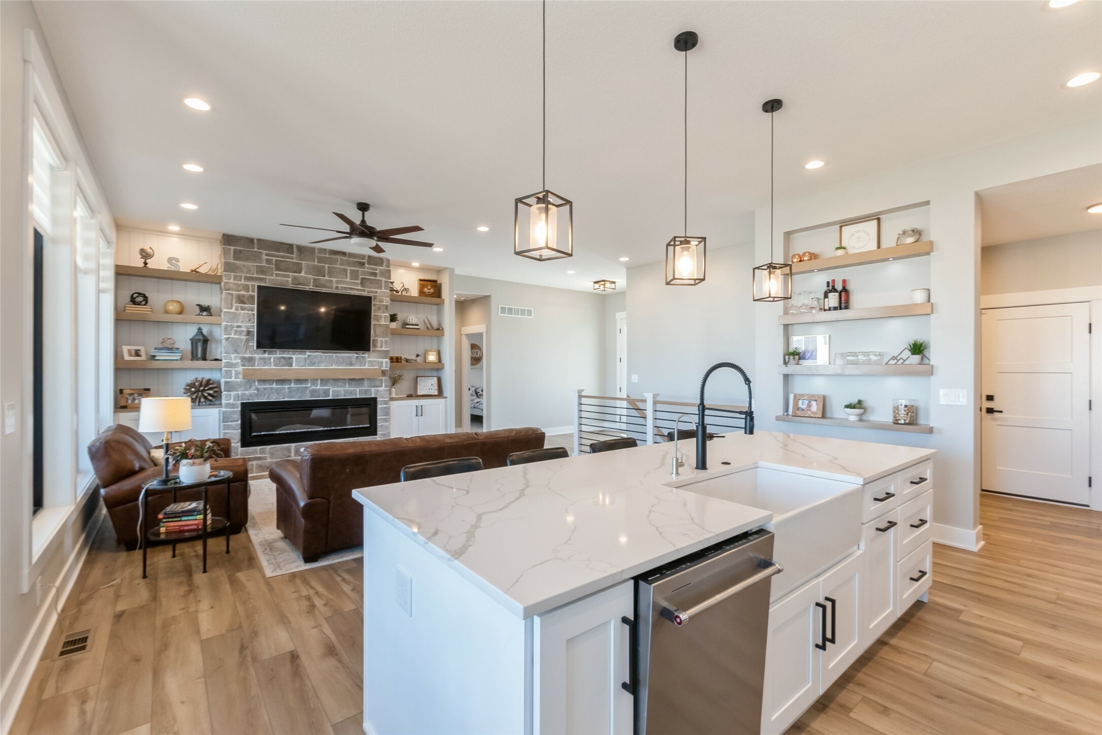 Property Photo: 17965 Hammontree Circle IA 50325
