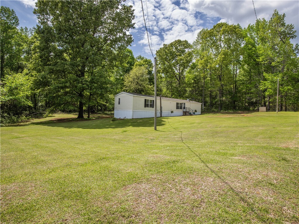 Property Photo: 2021 County Road 10 AL 36879