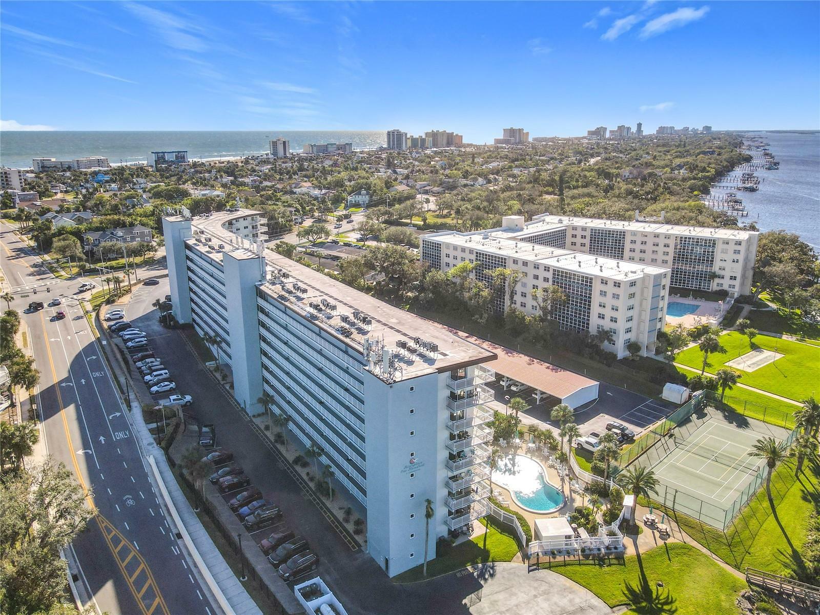 Property Photo: 100 Silver Beach Avenue 608 FL 32118
