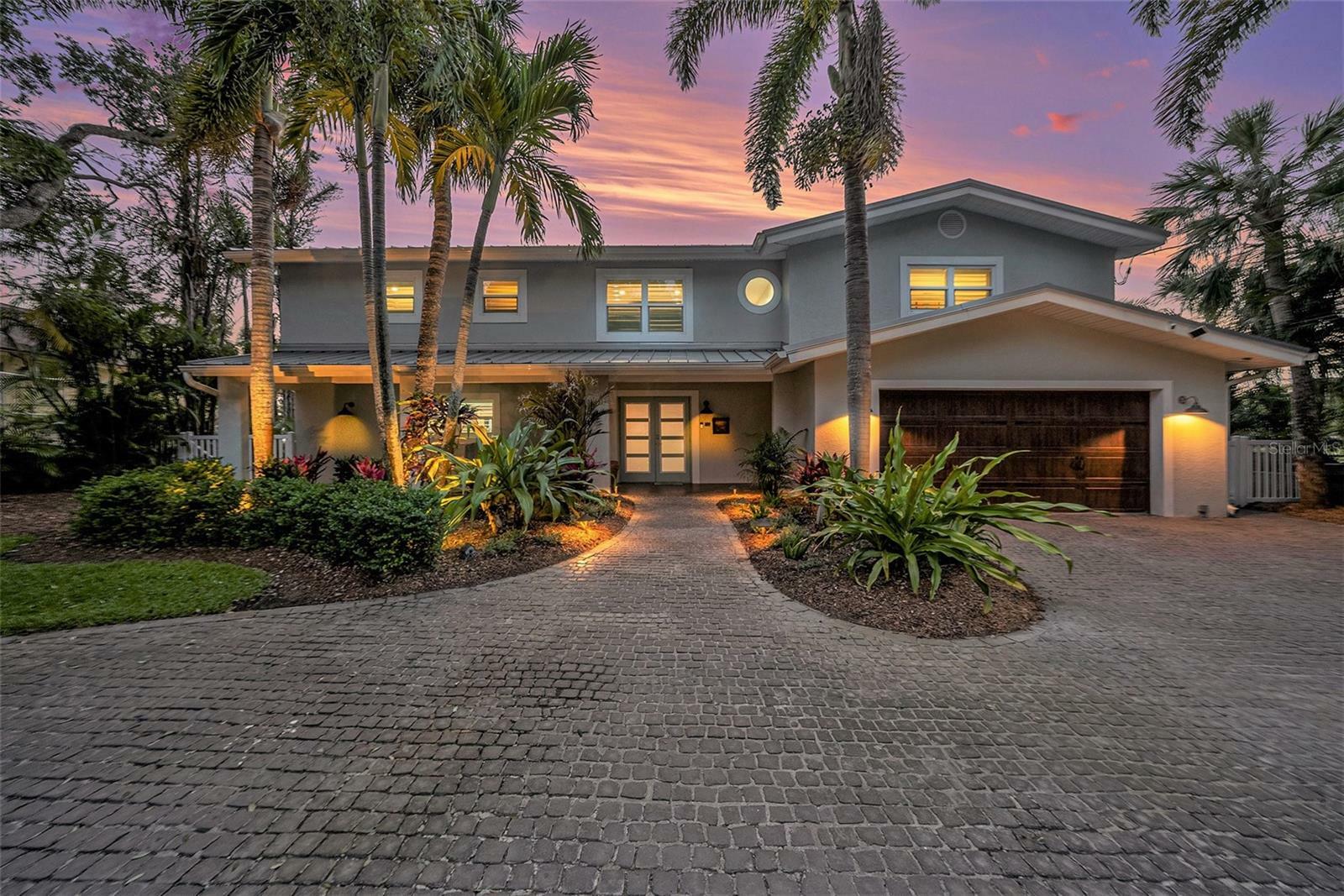 Property Photo: 8488 35th Avenue N FL 33710
