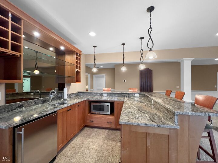 Property Photo:  6105 Horizon Drive  IN 47201