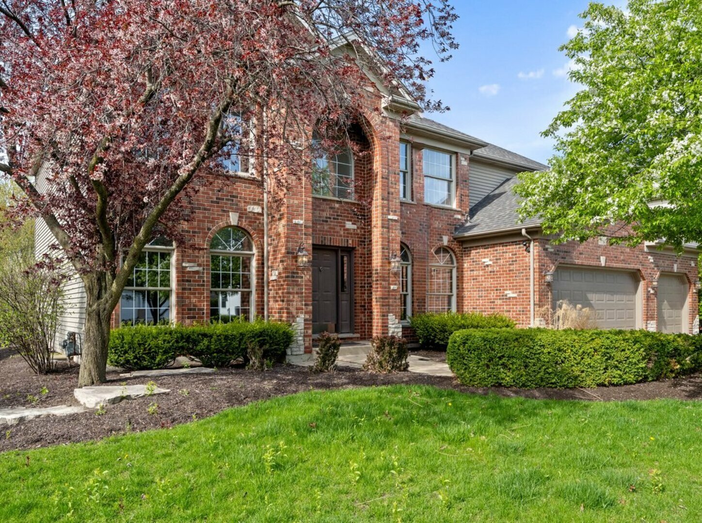 Property Photo: 3035 Rollingridge Road IL 60564