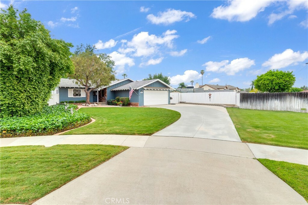 Property Photo:  6765 Montclair Drive  CA 92504 