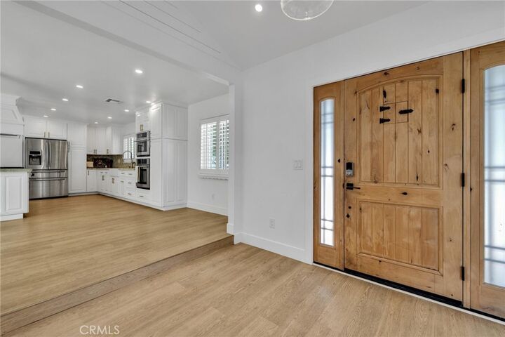 Property Photo:  8151 Catalina Avenue  CA 90602 