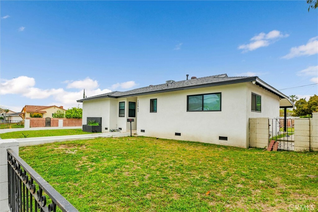 Property Photo: 12643 Gladstone Avenue CA 91342