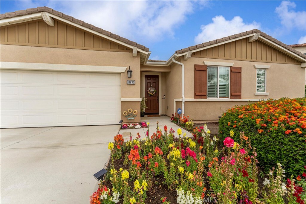 Property Photo:  11639 Bluebeard Court  CA 91752 