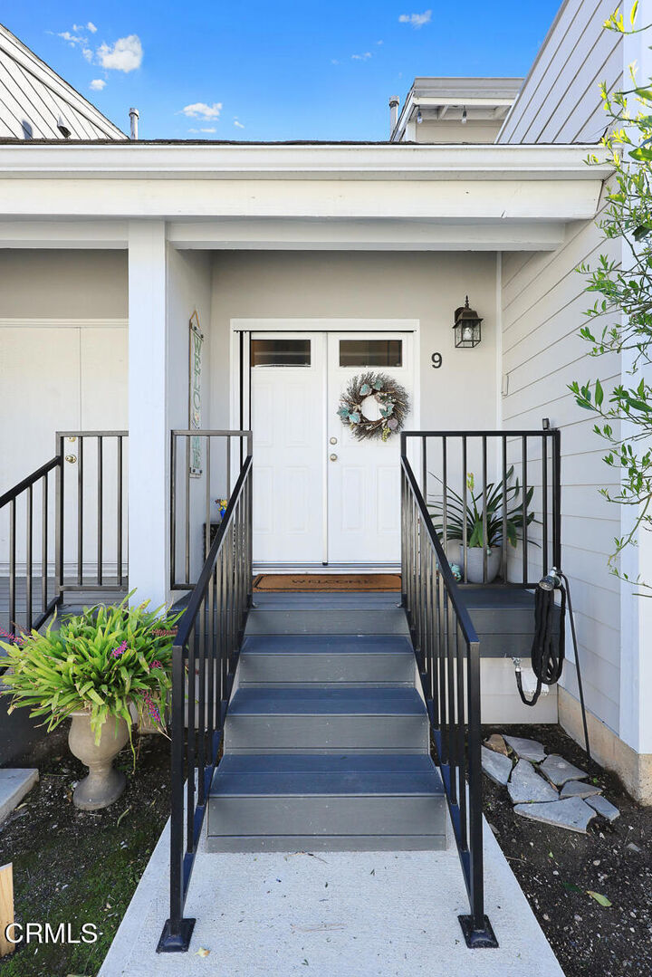 Property Photo: 2104 Raymond Avenue 9 CA 91001