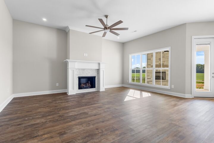 Property Photo: 174 Aspen Pine Dr TN 37043
