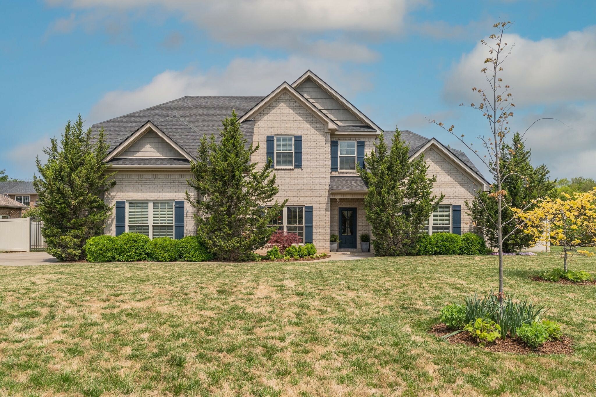 Property Photo:  2012 Chapel Ct  TN 37128 