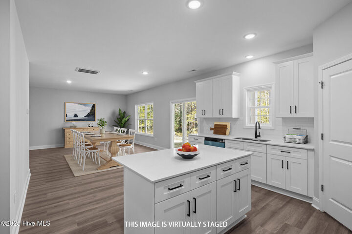 Property Photo: 1009 Tawney Trace NC 28562