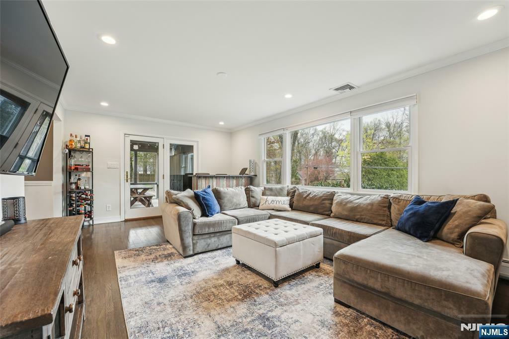 Property Photo: 34 Glenmere Terrace NJ 07430