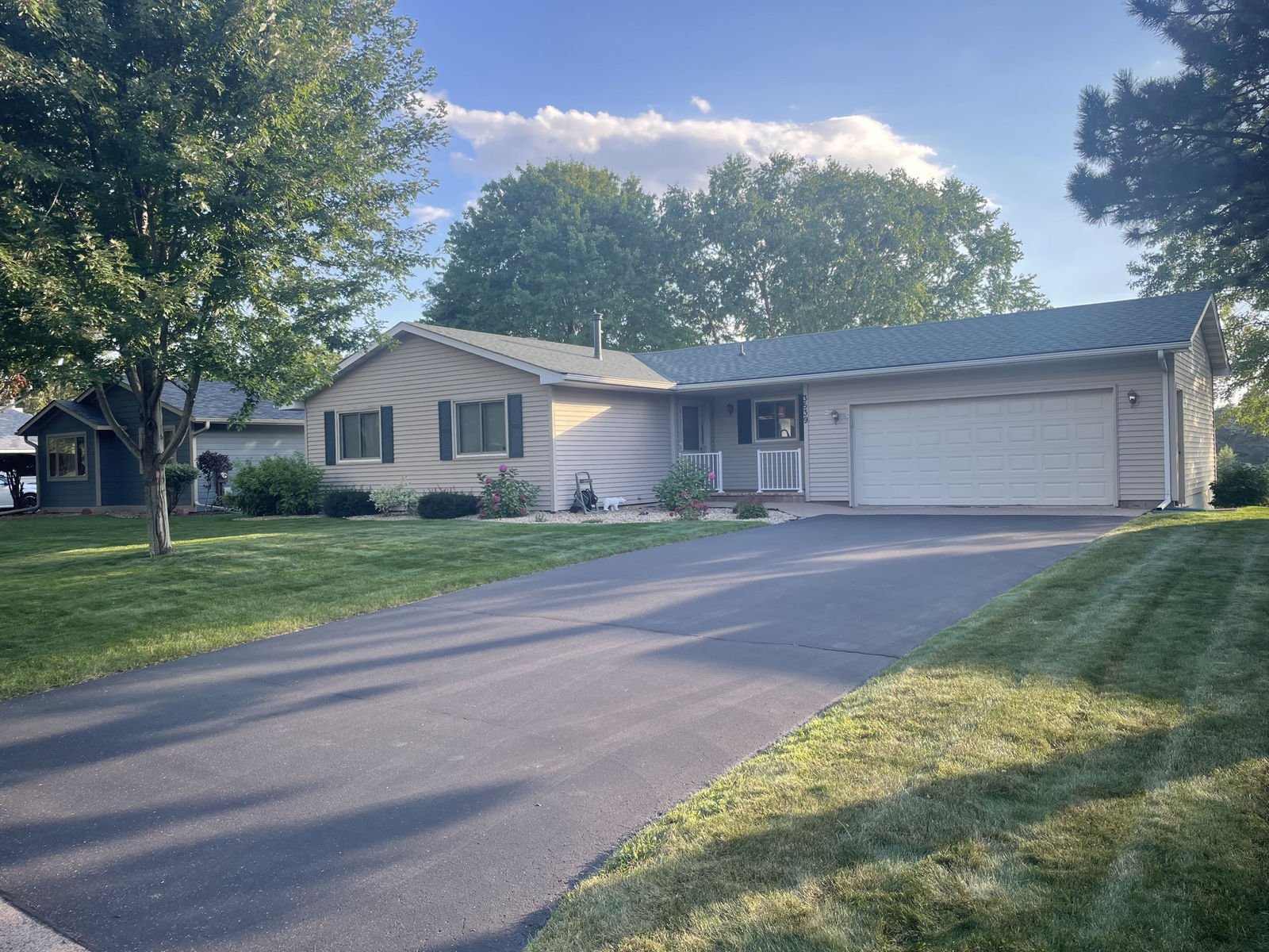 Property Photo:  3539 Glen Oaks Avenue  MN 55110 