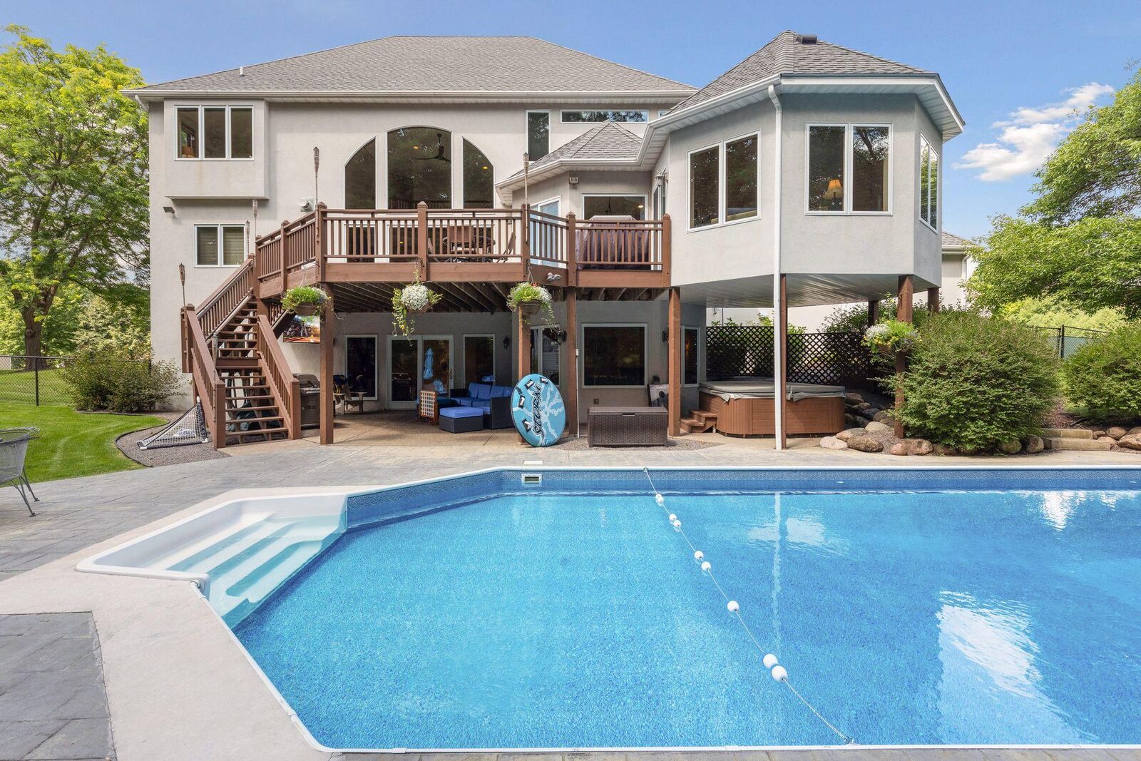 Property Photo:  960 Bayside Lane  MN 55364 