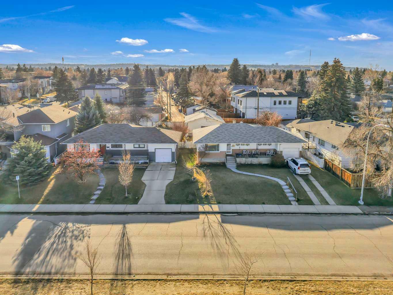 Photo de la propriété: 635 &Amp 639 Poplar Road SW AB T3C 2Z0