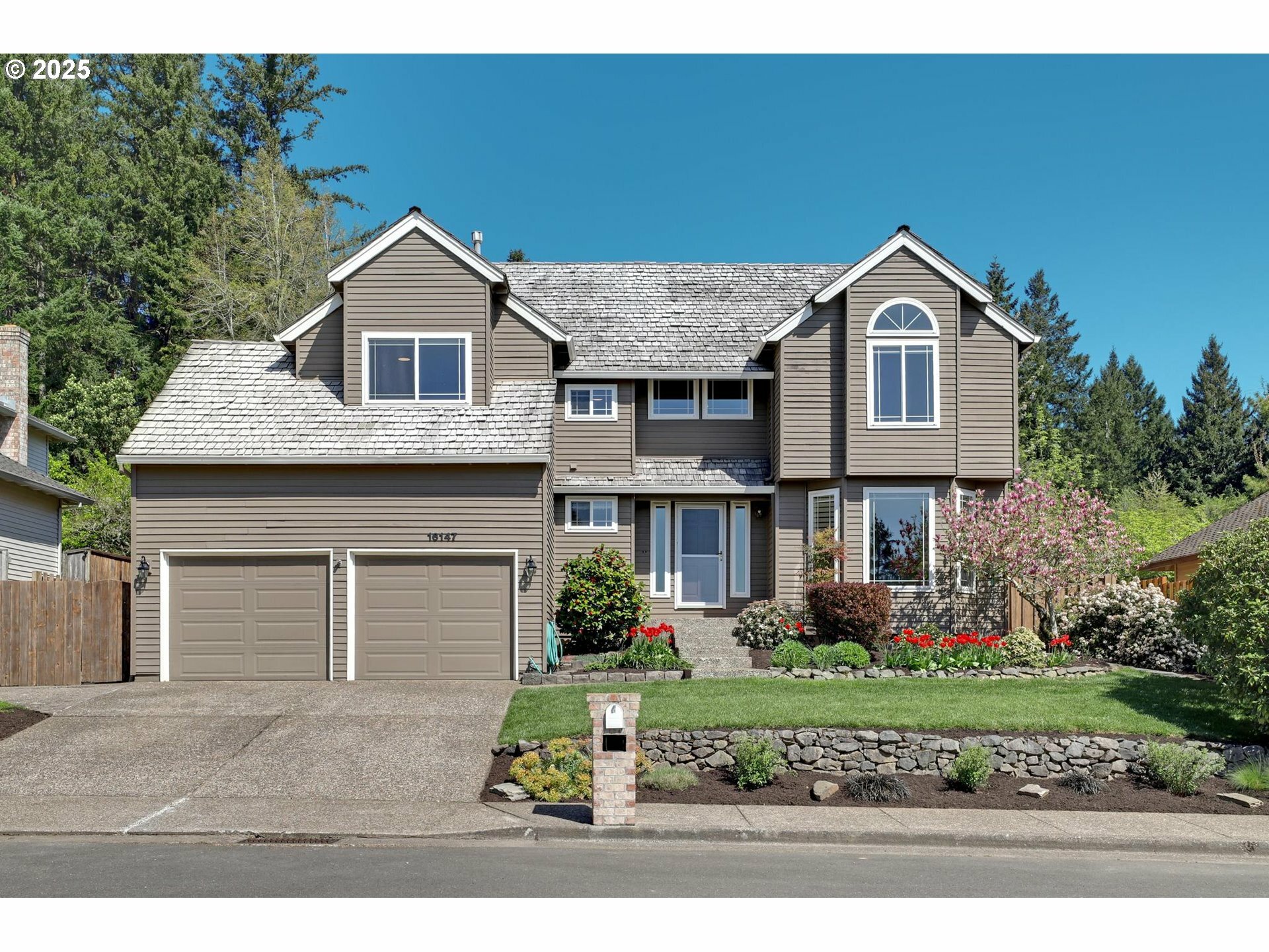 Property Photo:  16147 SW Sumac St  OR 97007 