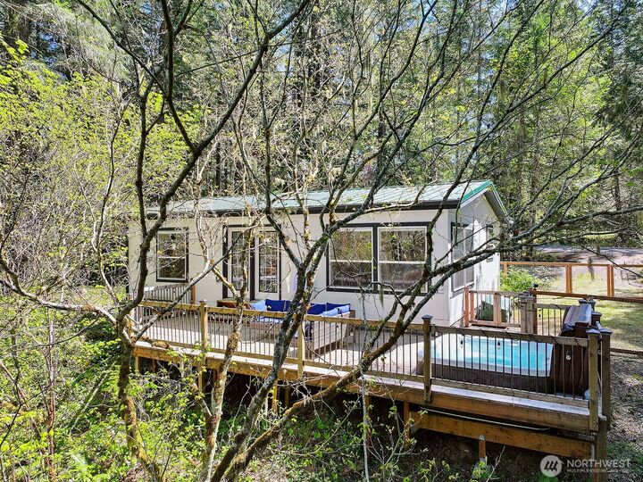 Property Photo: 51 Foster Road WA 98610