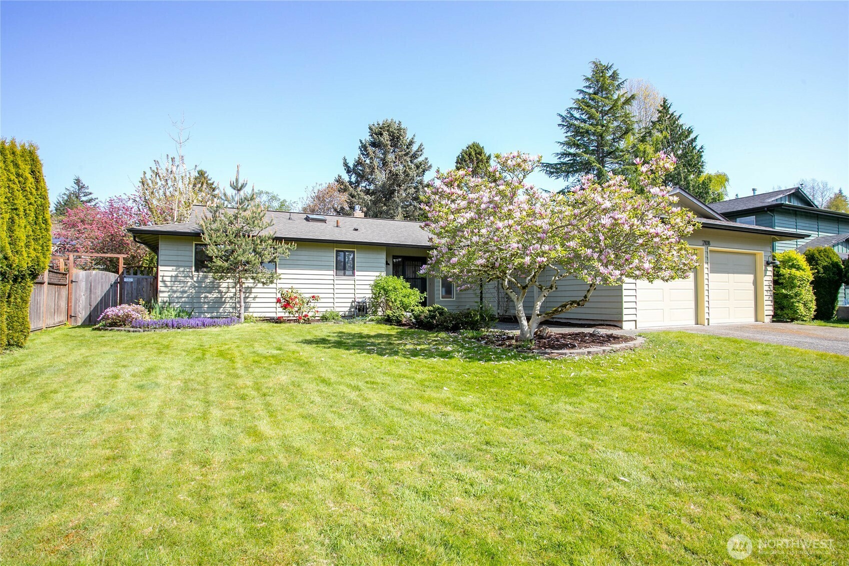 Property Photo: 2108 Ontario Street WA 98229