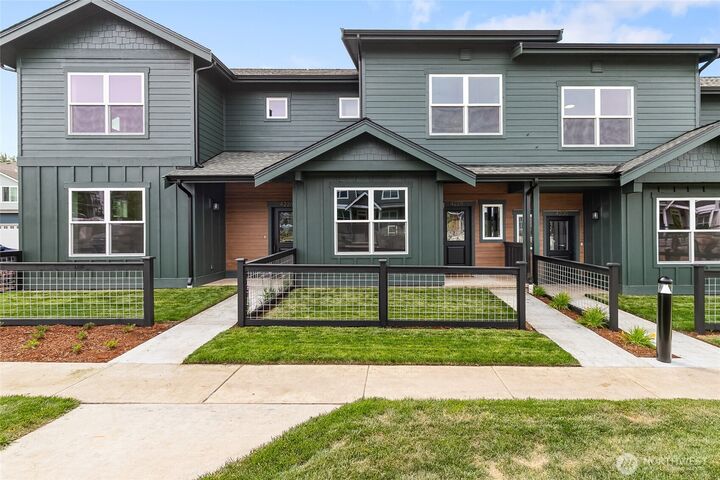 4228  Melrose Lane  Bellingham WA 98226 photo