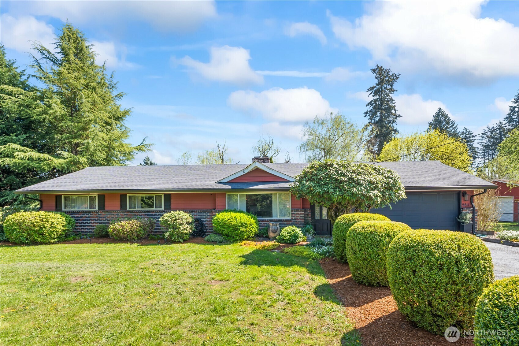 9811 NE 152nd Avenue  Vancouver WA 98682 photo