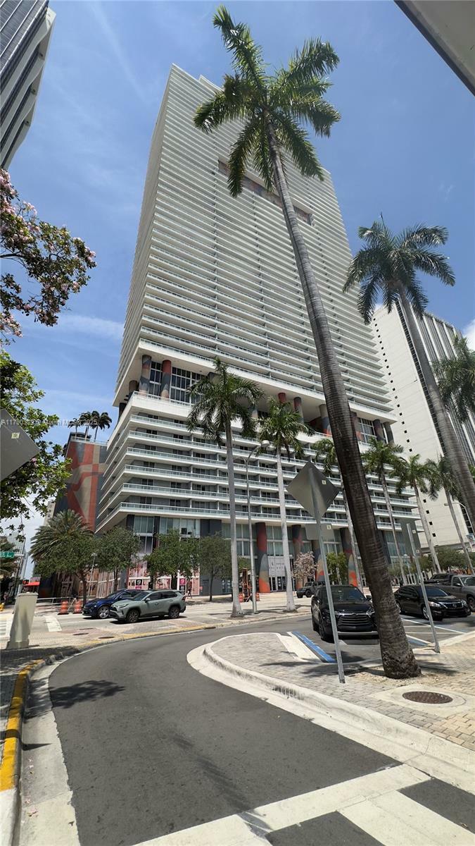 Property Photo: 50 Biscayne Blvd 812 FL 33132