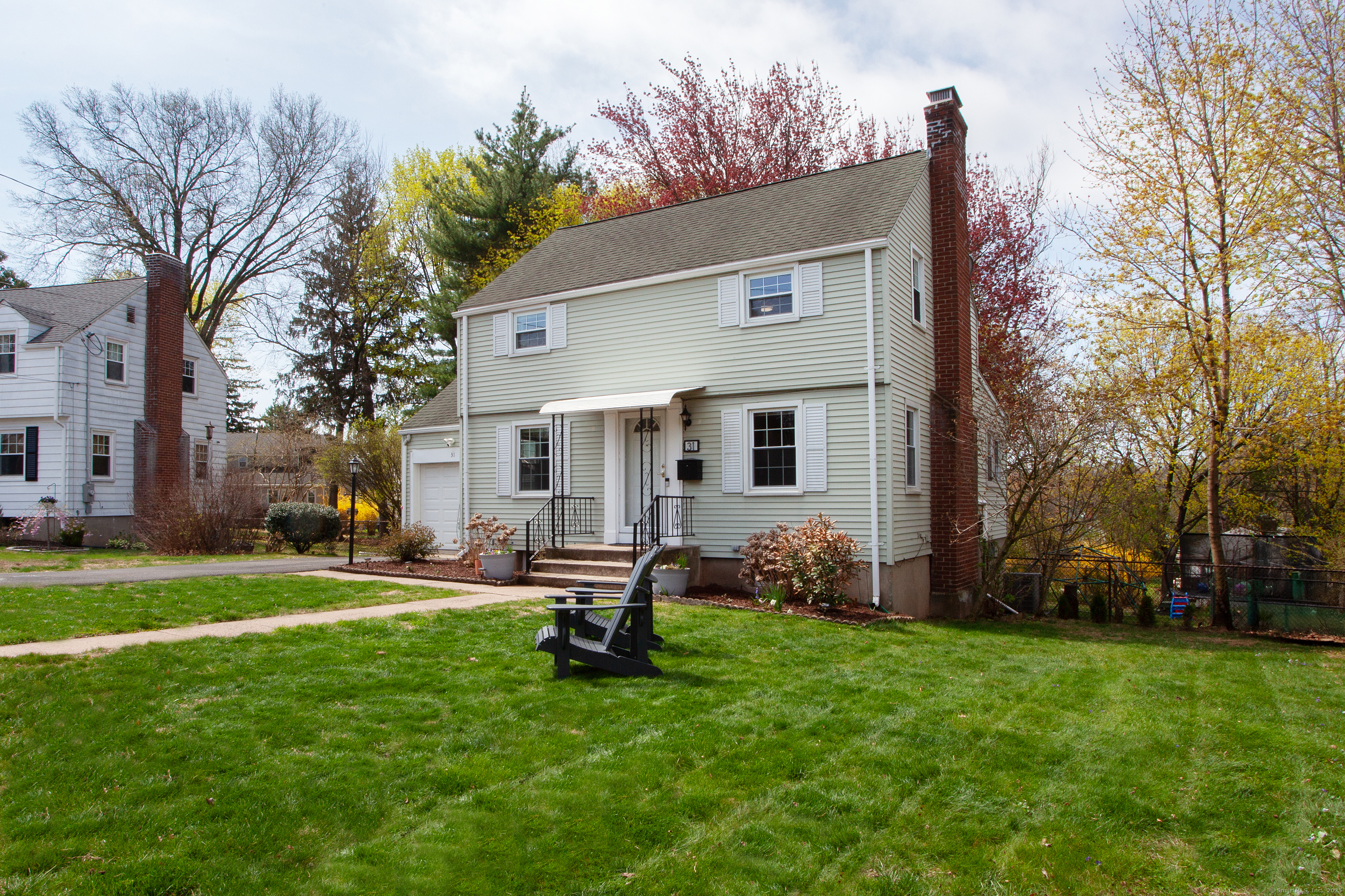 Property Photo: 31 Gifford Road CT 06119