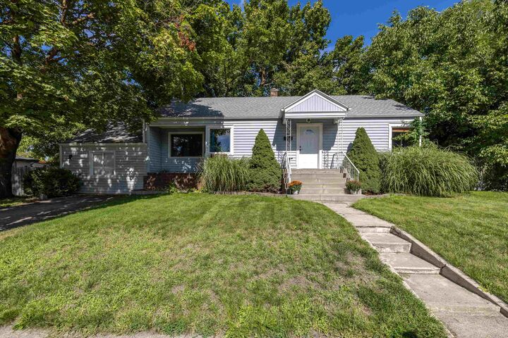 Property Photo:  2914 W Rockwell Ave  WA 99205 