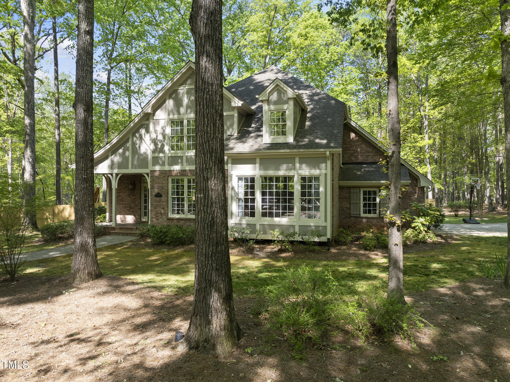 Property Photo: 6000 Canadero Drive NC 27612