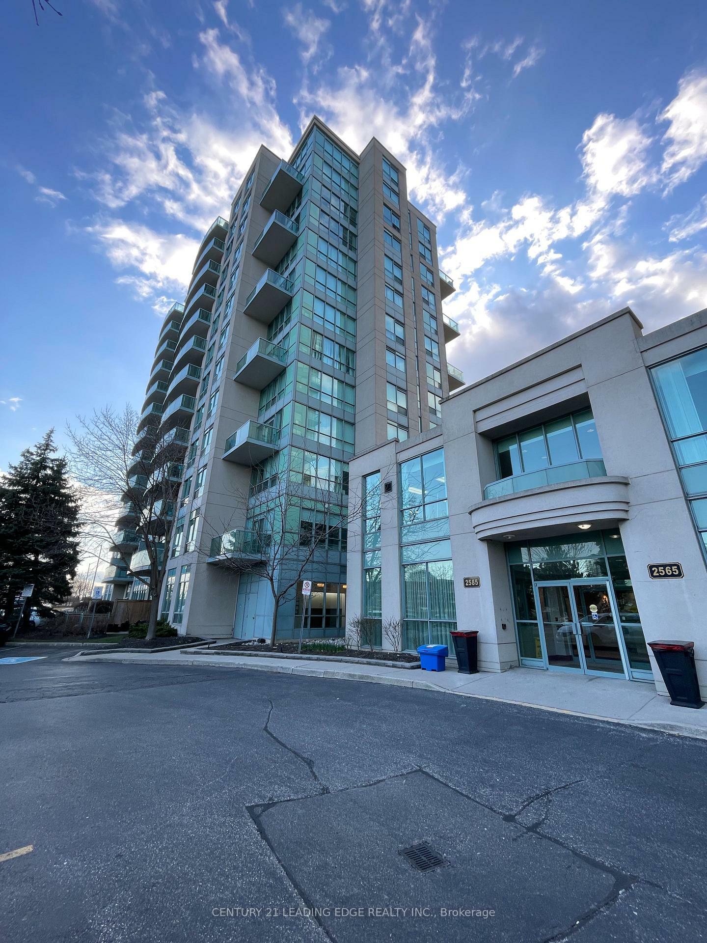 Property Photo: 2585 Erin Centre Boulevard 601 ON L5M 6Z7