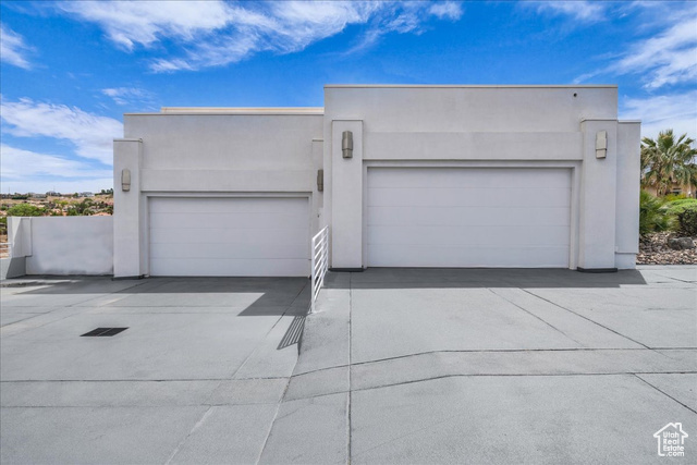 Property Photo: 668 Lava Pointe Dr UT 84770