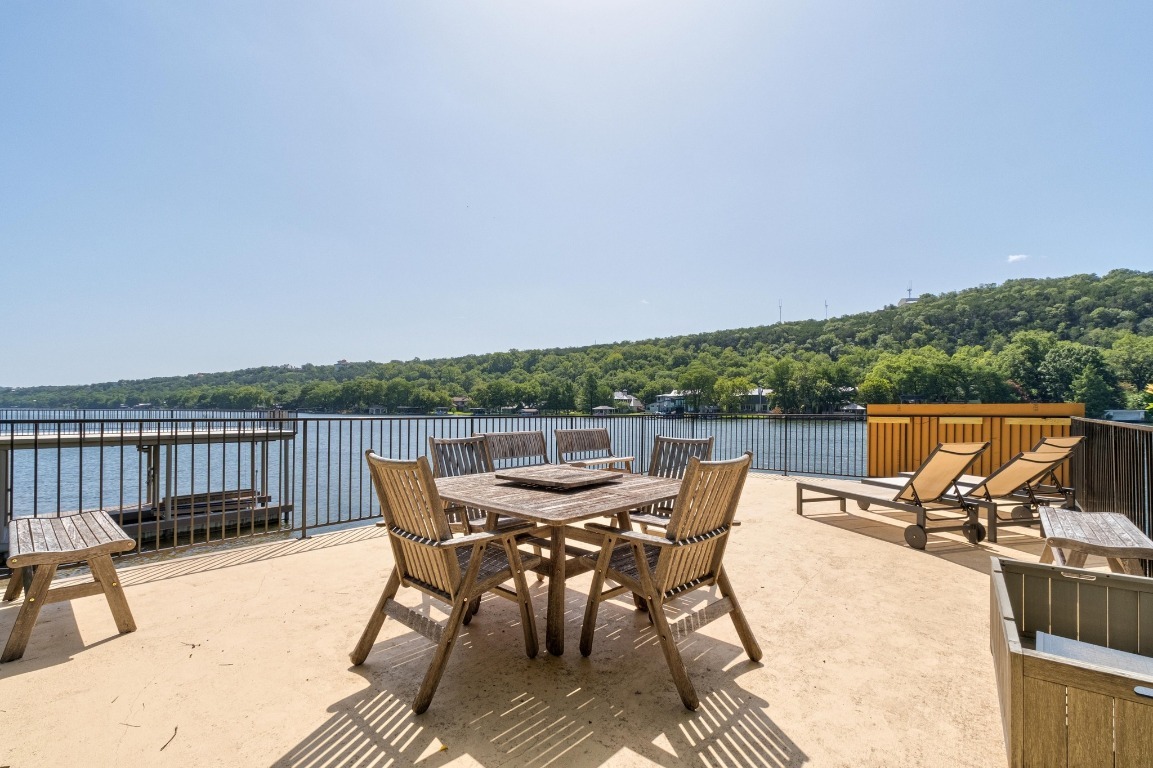 Property Photo:  3111 Ski Shores Terrace  TX 78730 