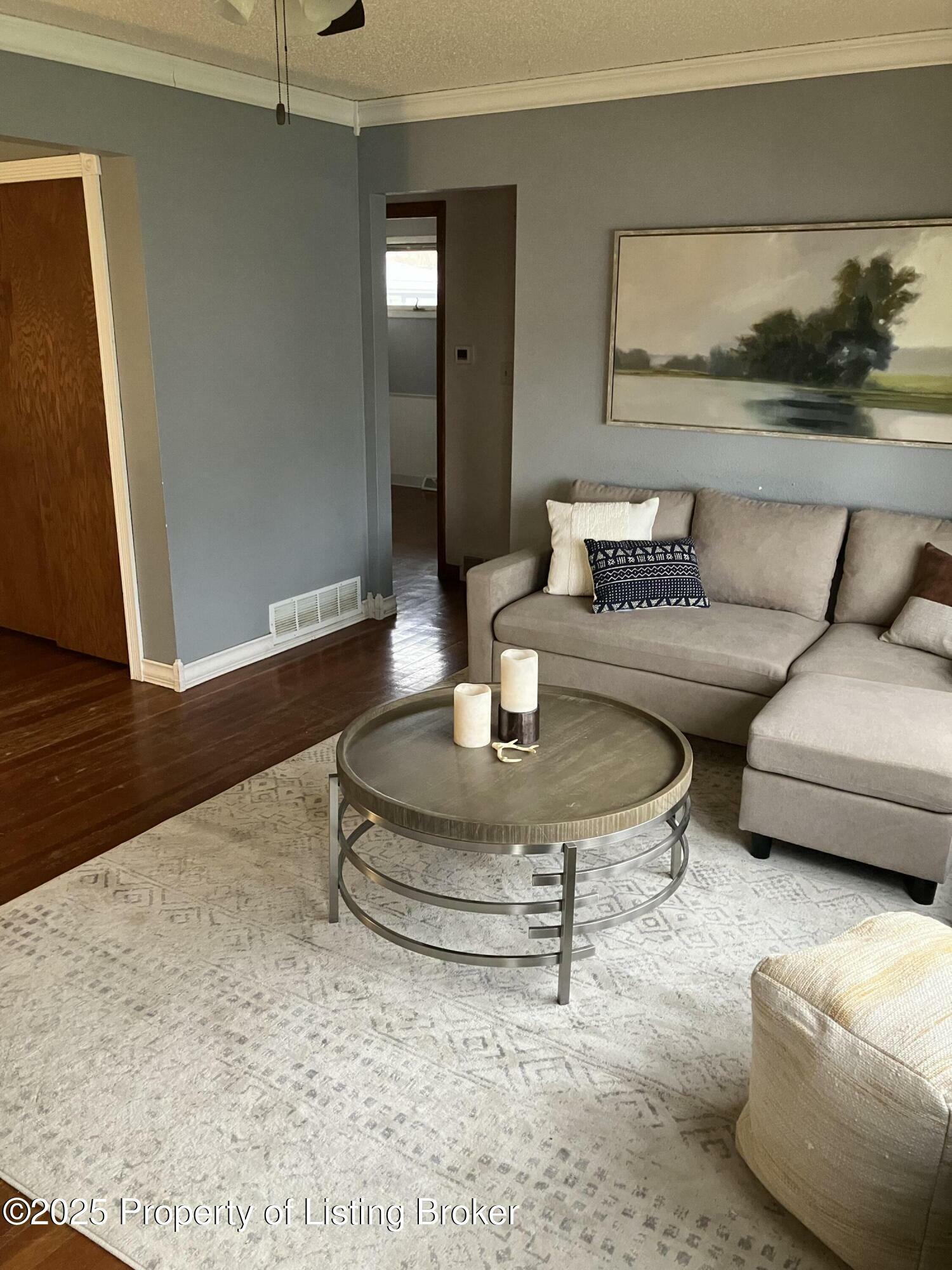 Property Photo: 154 4th Avenue SE ND 58601