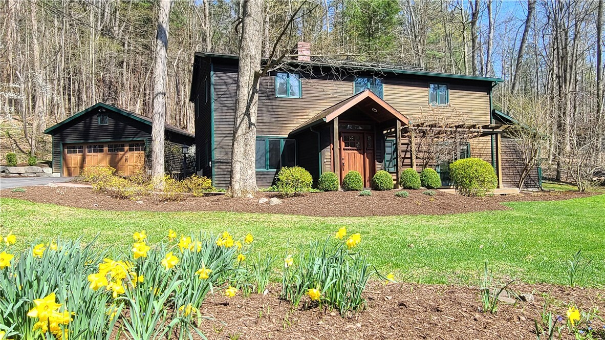 Property Photo:  3 Hunter Lane  NY 14850 