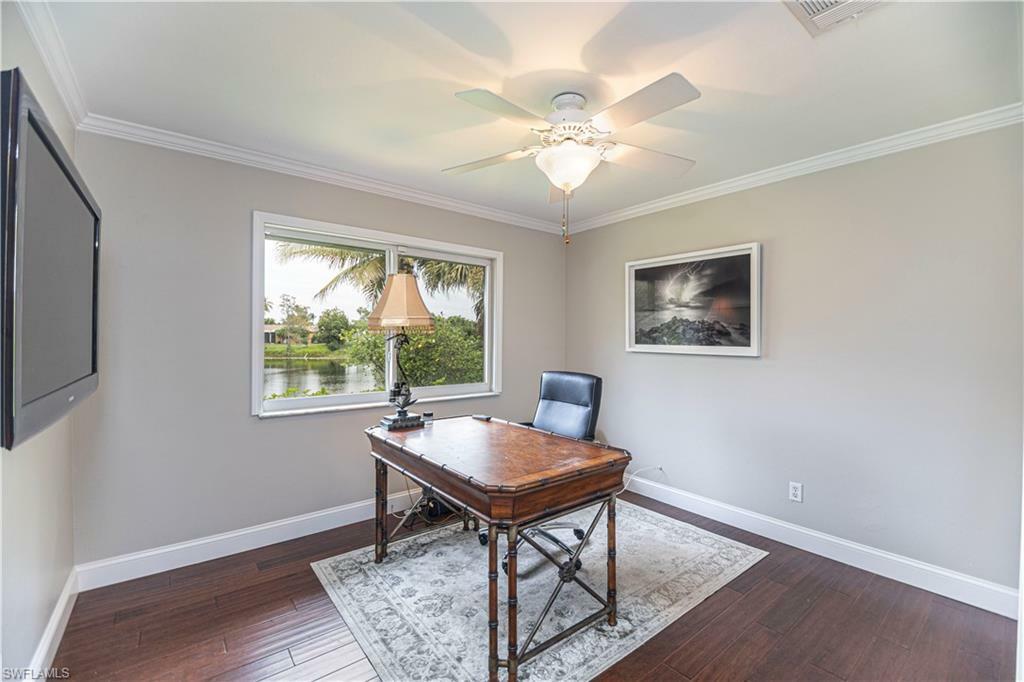 Property Photo: 1073 N Alhambra Cir FL 34103