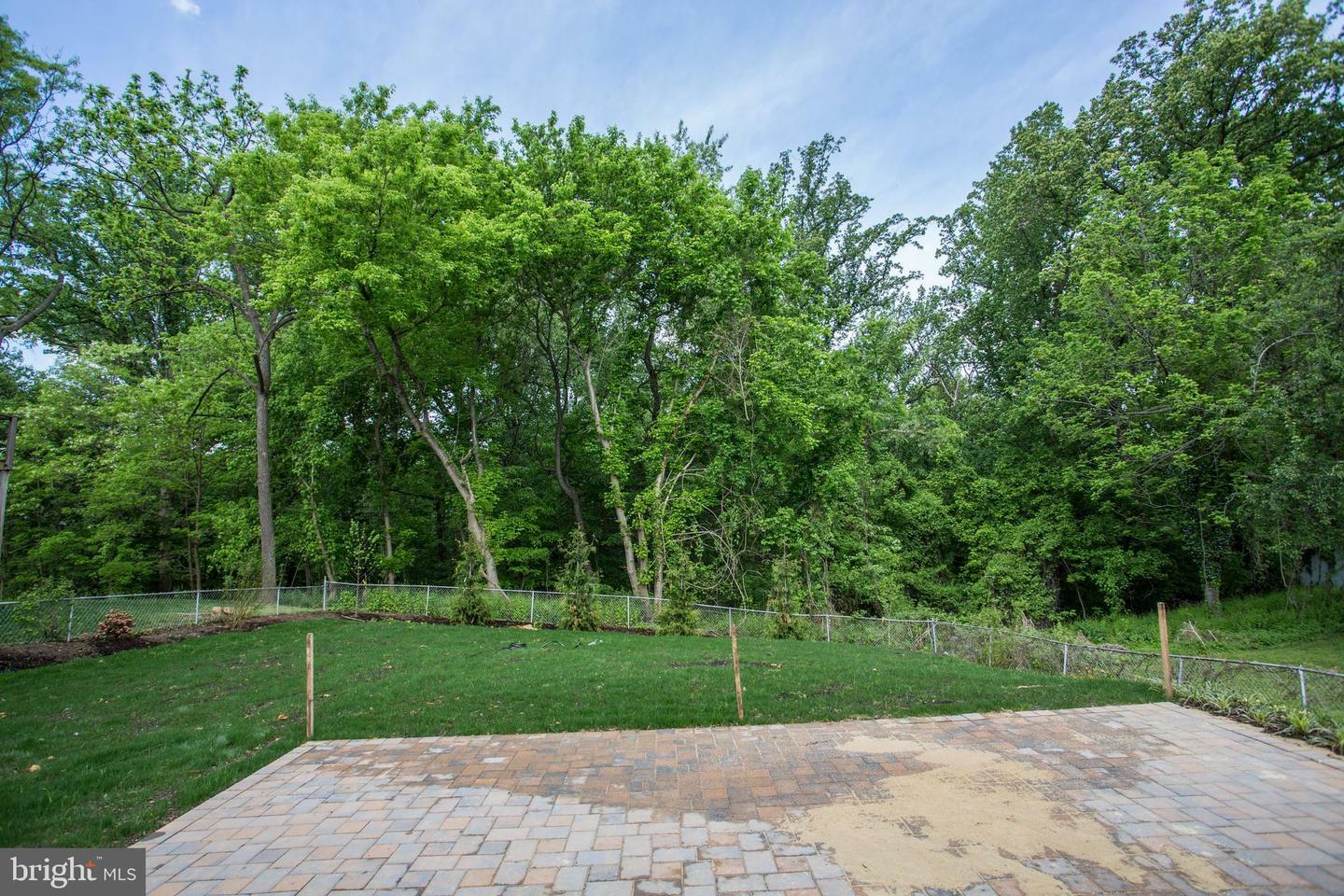 Property Photo: 3959 26th Street N VA 22207