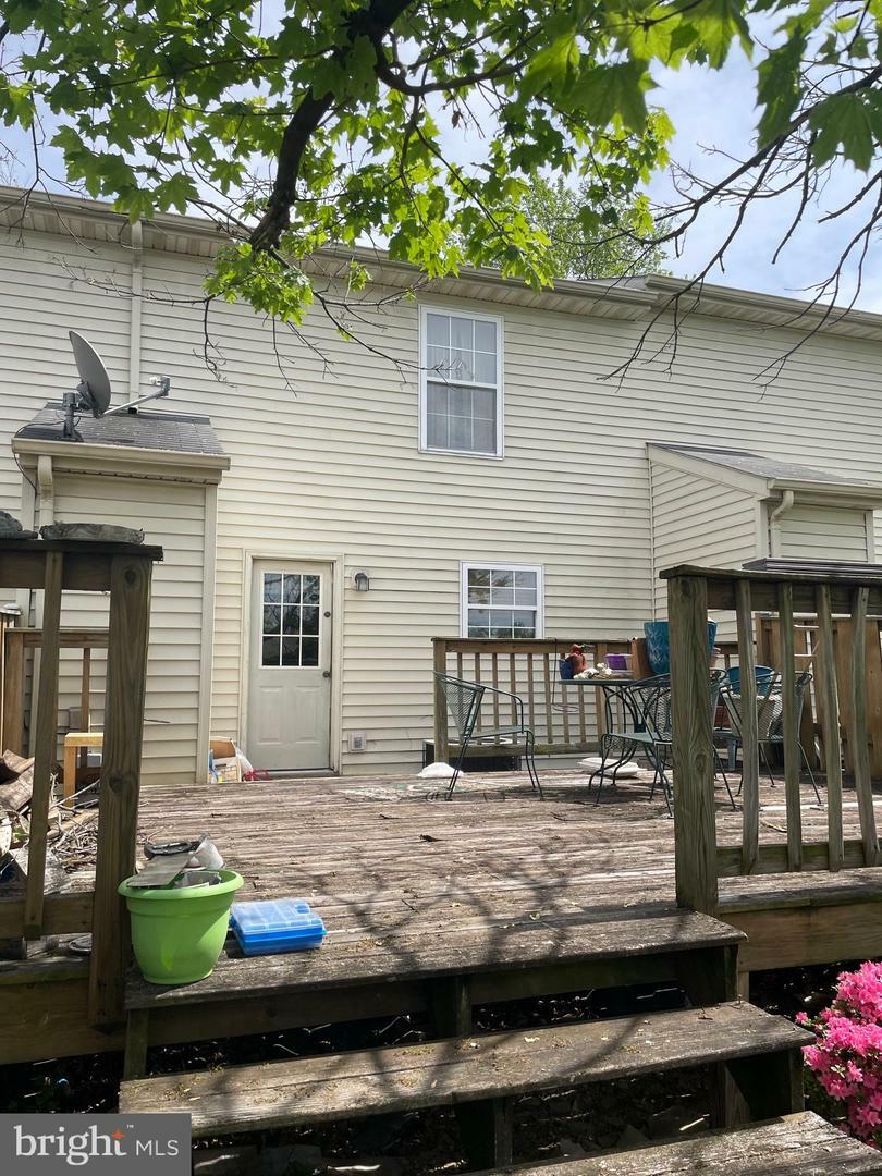 Property Photo: 303 Barrington Lane VA 22601