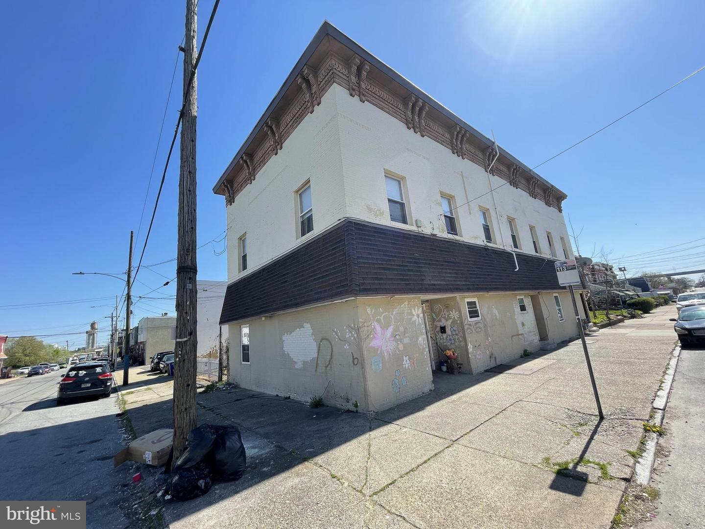 Property Photo: 1301 W 3rd Street 1305 PA 19013