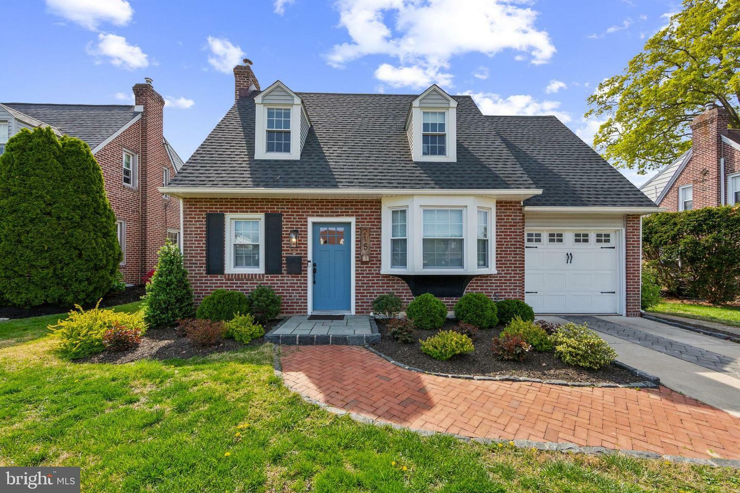 Property Photo:  215 Ivy Rock Lane  PA 19083 