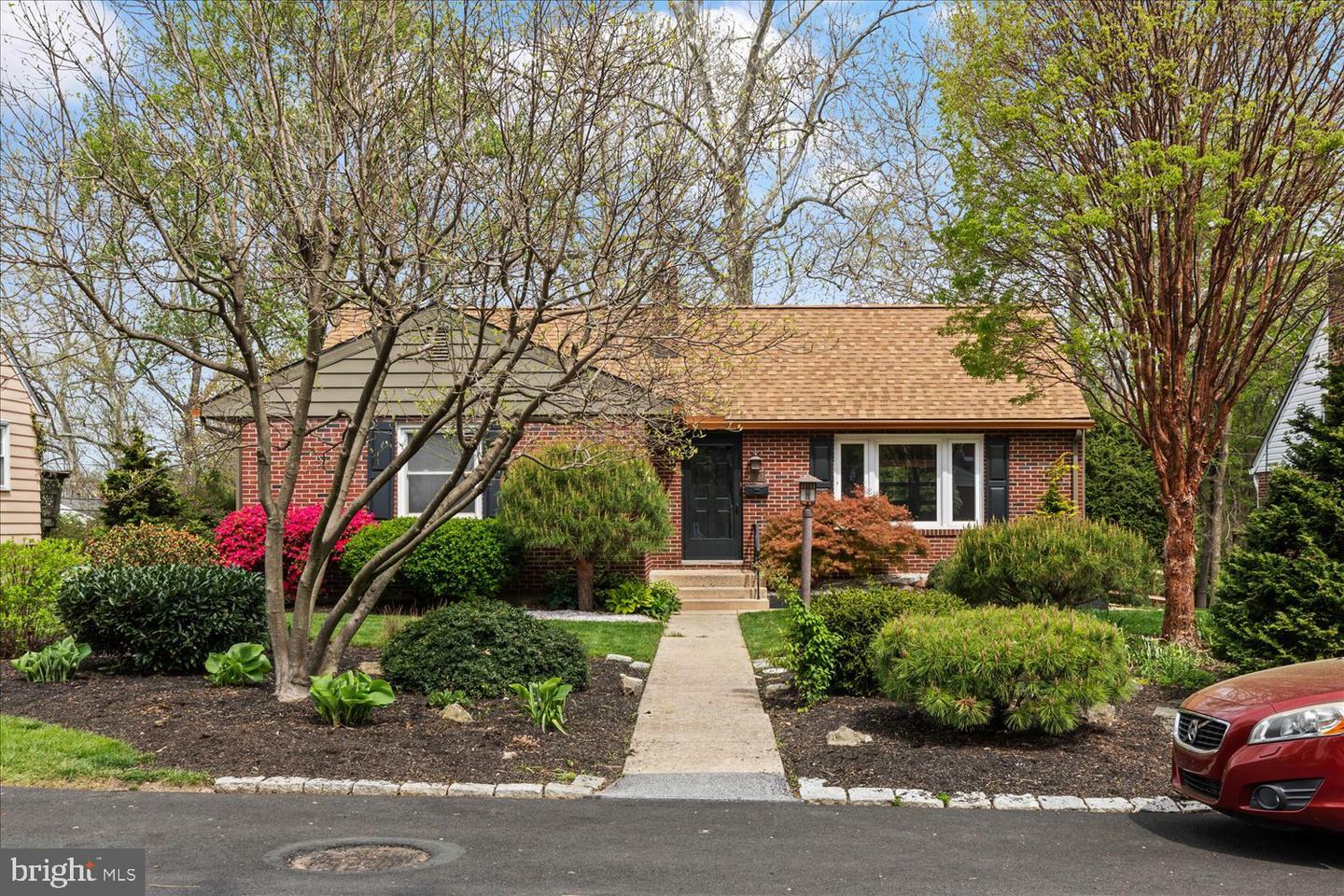 Property Photo: 951 Parkside Lane PA 17601