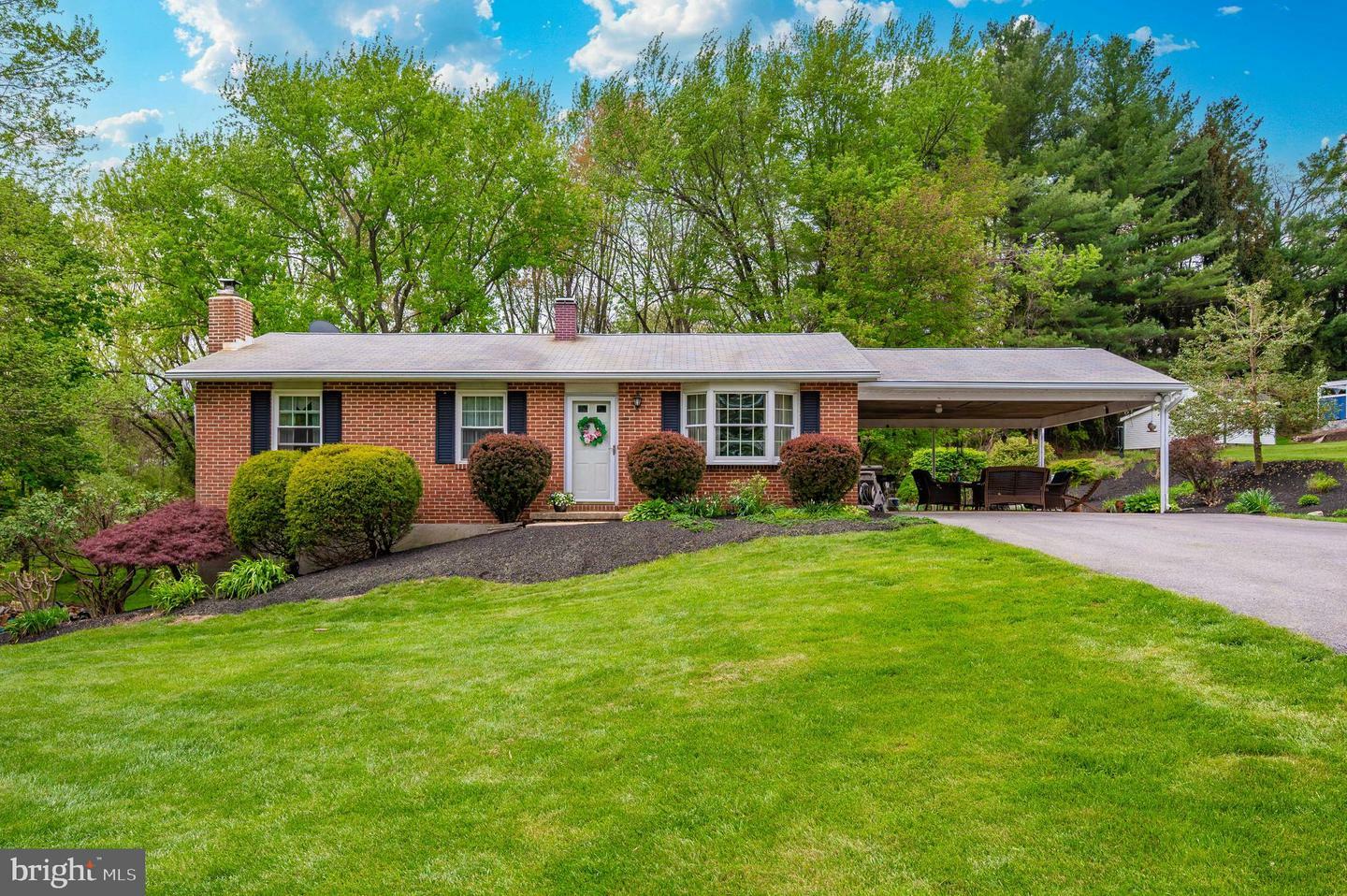 Property Photo:  1212 Marclee Road  MD 21048 