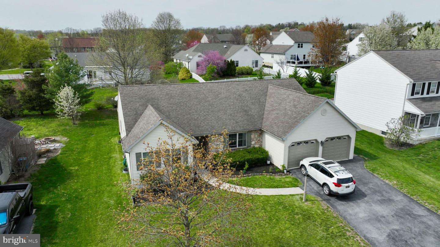 Property Photo: 771 W Ridge Road PA 17022