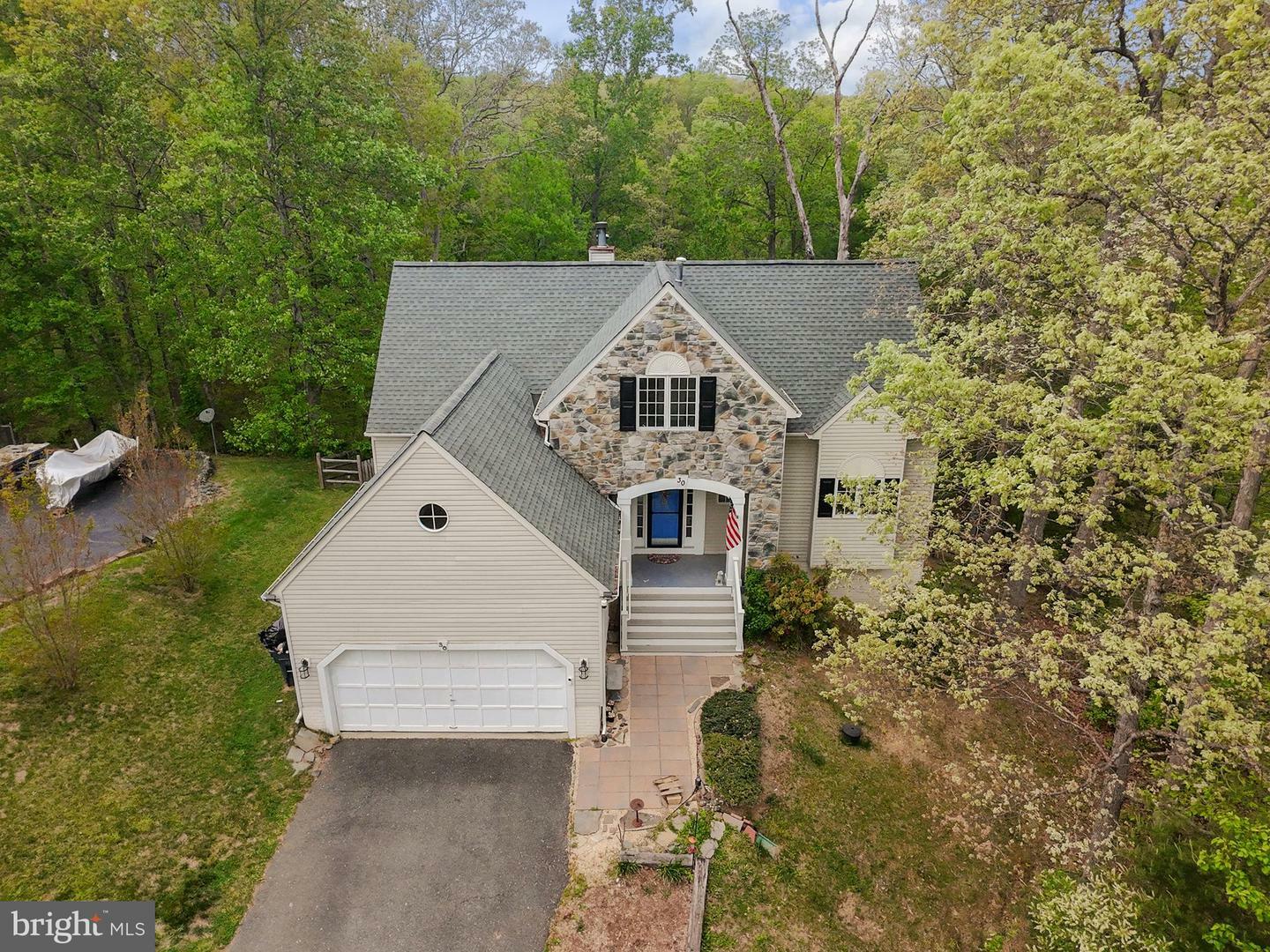 Property Photo: 30 Hulvey Drive VA 22556
