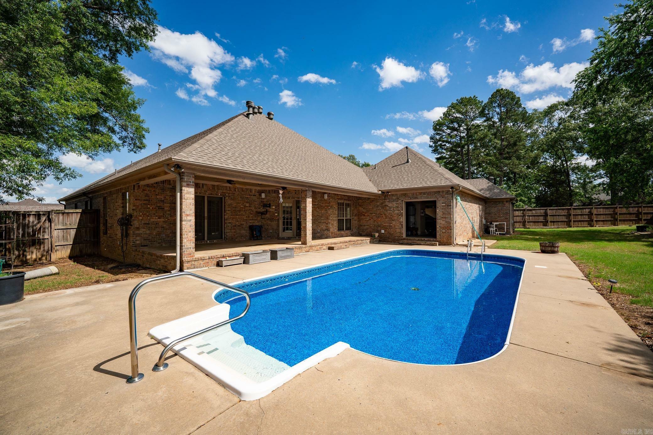 Property Photo: 505 Fieldstone AR 72034