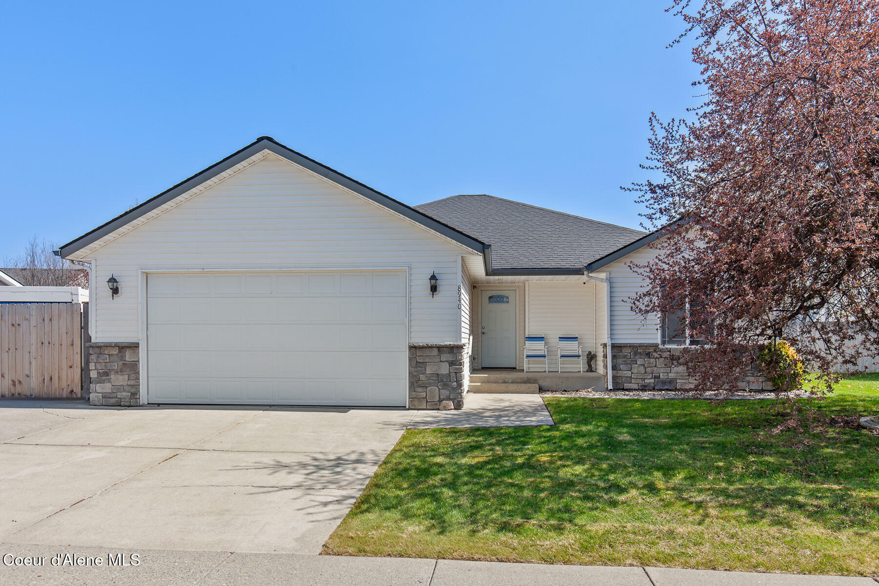 Property Photo: 8940 N Torrey Ln ID 83835