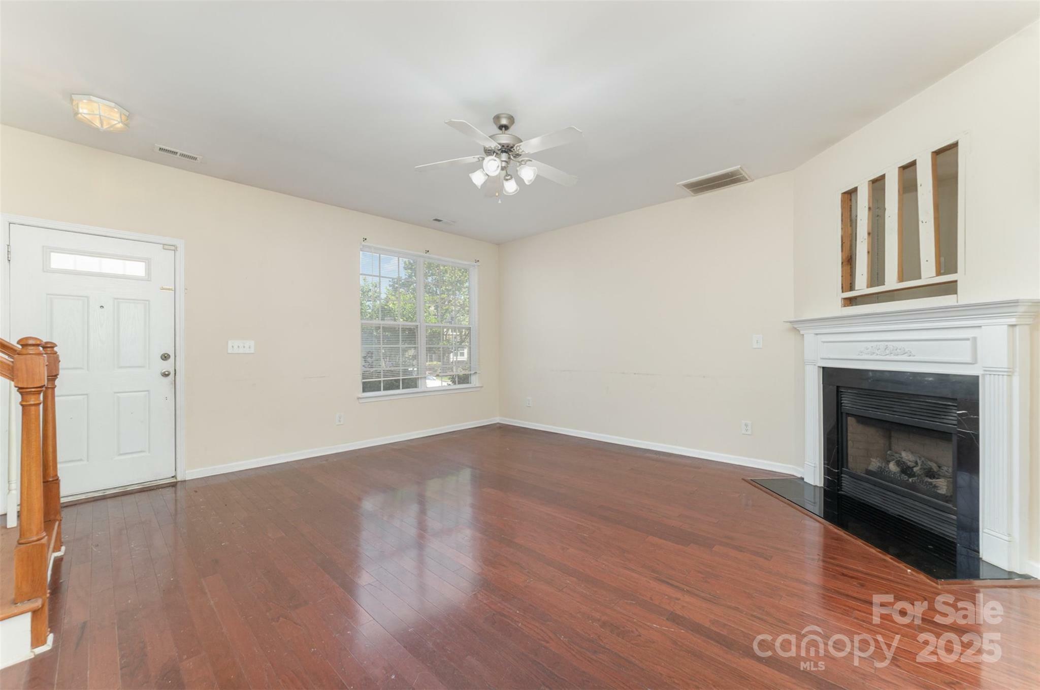 Property Photo: 827 Gentlewinds Court SC 29708