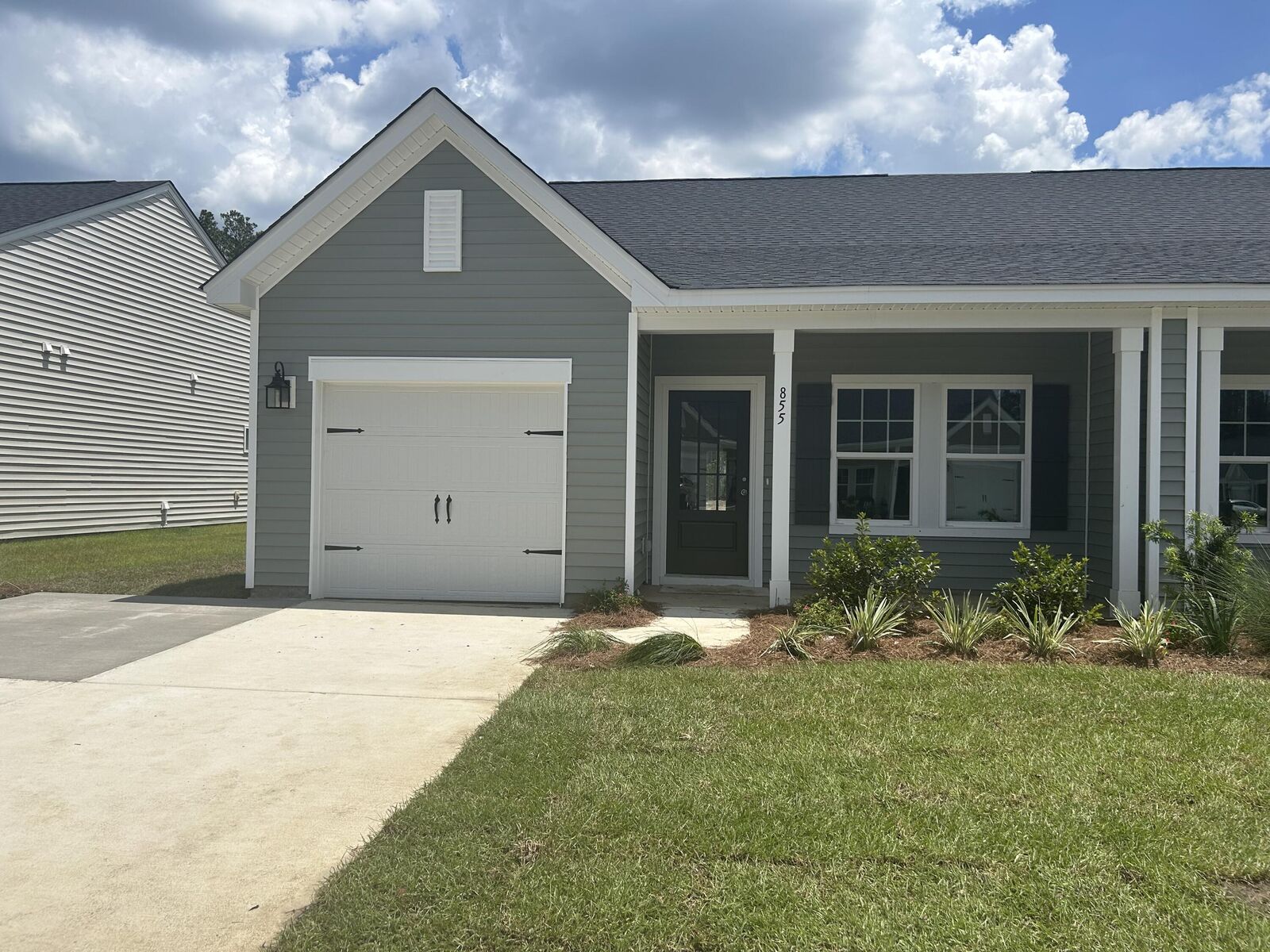 Property Photo:  855 Descartes Street  SC 29486 