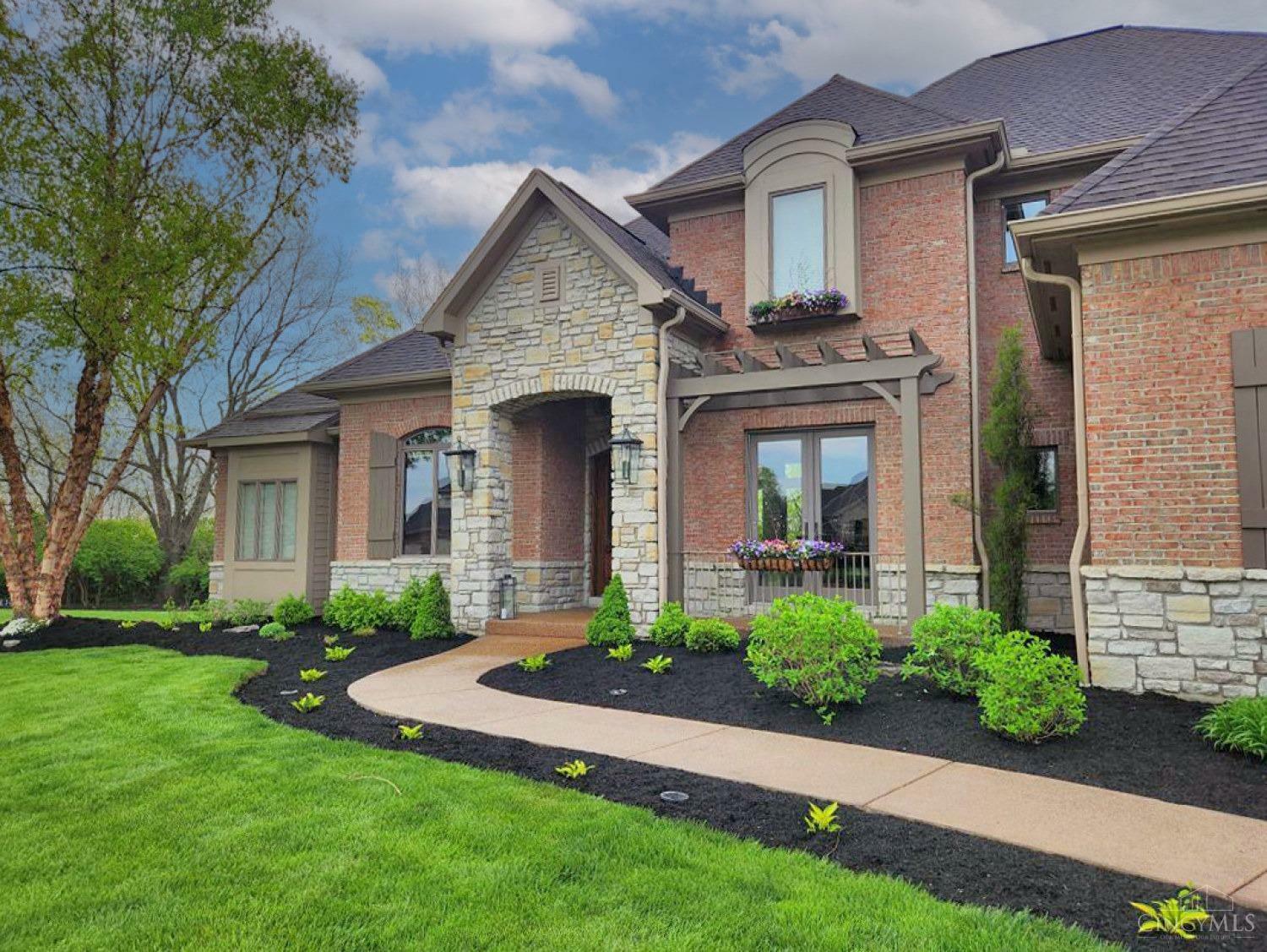 Property Photo: 4691 Saddletop Ridge Lane OH 45040