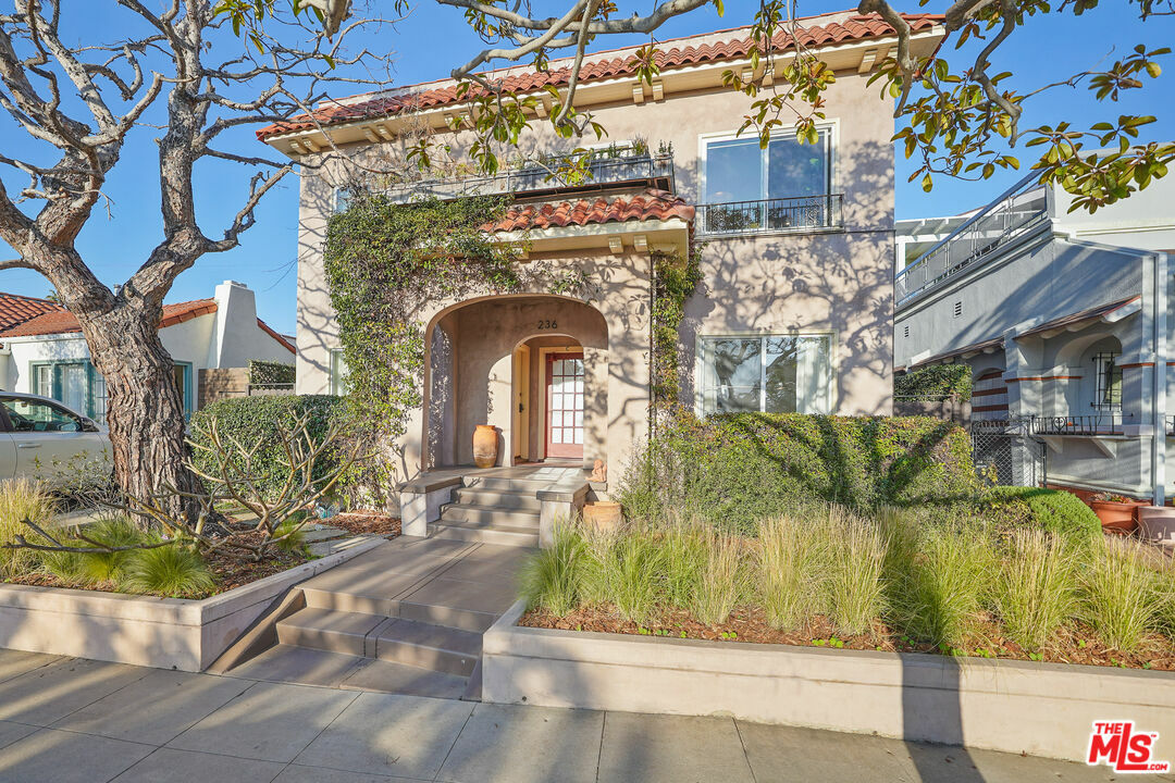236 5th Ave  Venice CA 90291 photo
